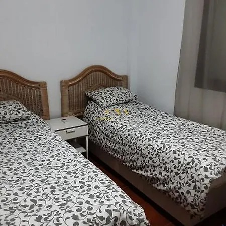 Appartement Lovely 2 Bedroomed With Pool Frigiliana