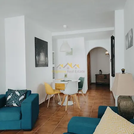 Lovely 2 Bedroomed With Pool Frigiliana