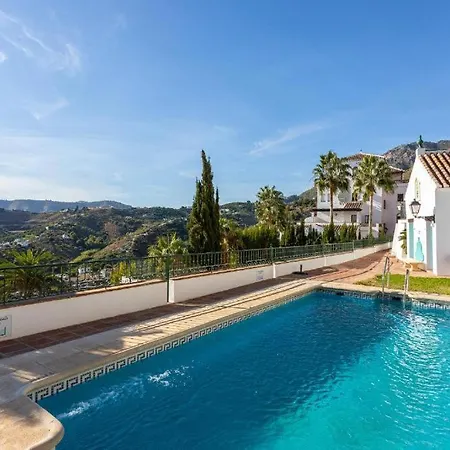 Lovely 2 Bedroomed With Pool Frigiliana